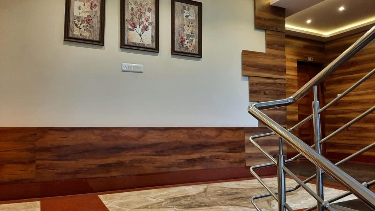 Hotel Royal City Siliguri Luaran gambar