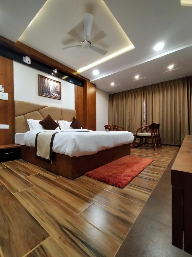 Hotel Royal City Siliguri Luaran gambar