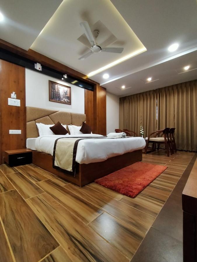 Hotel Royal City Siliguri Luaran gambar