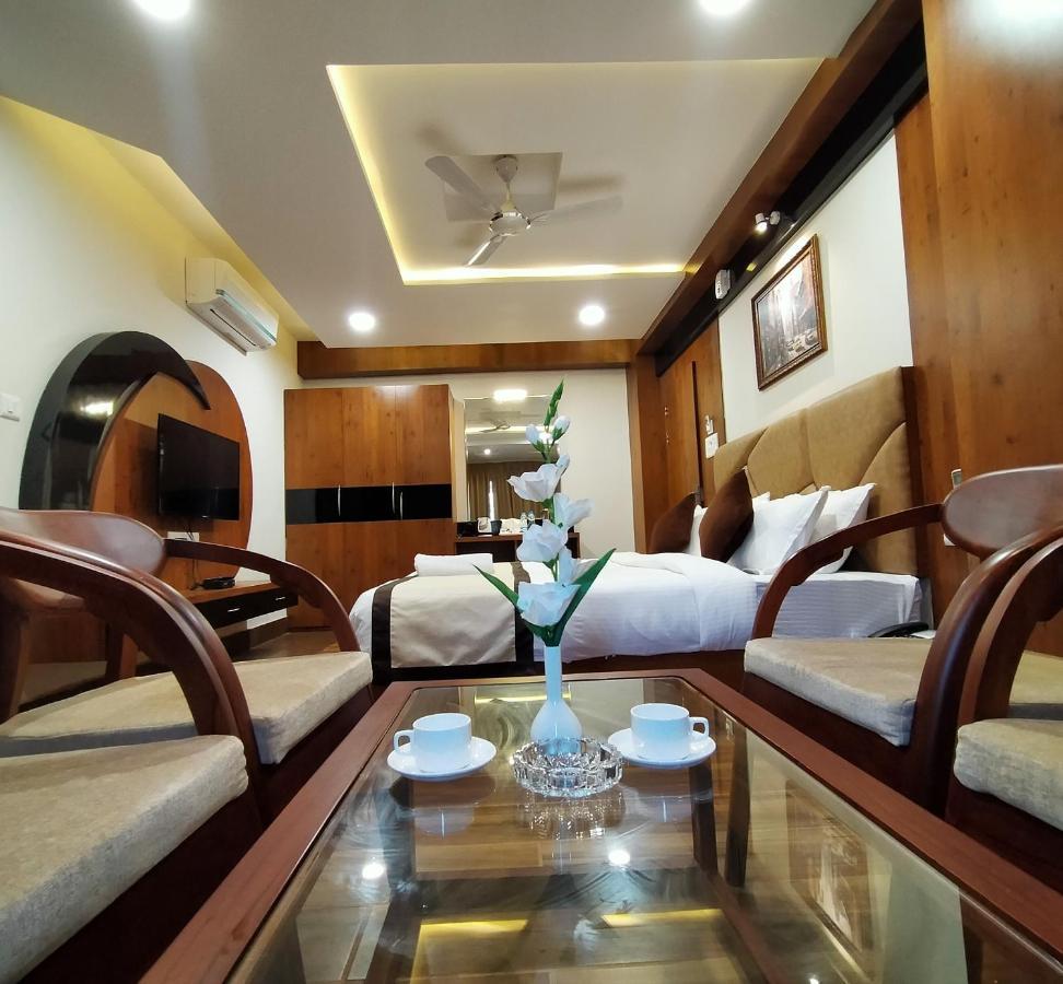 Hotel Royal City Siliguri Luaran gambar