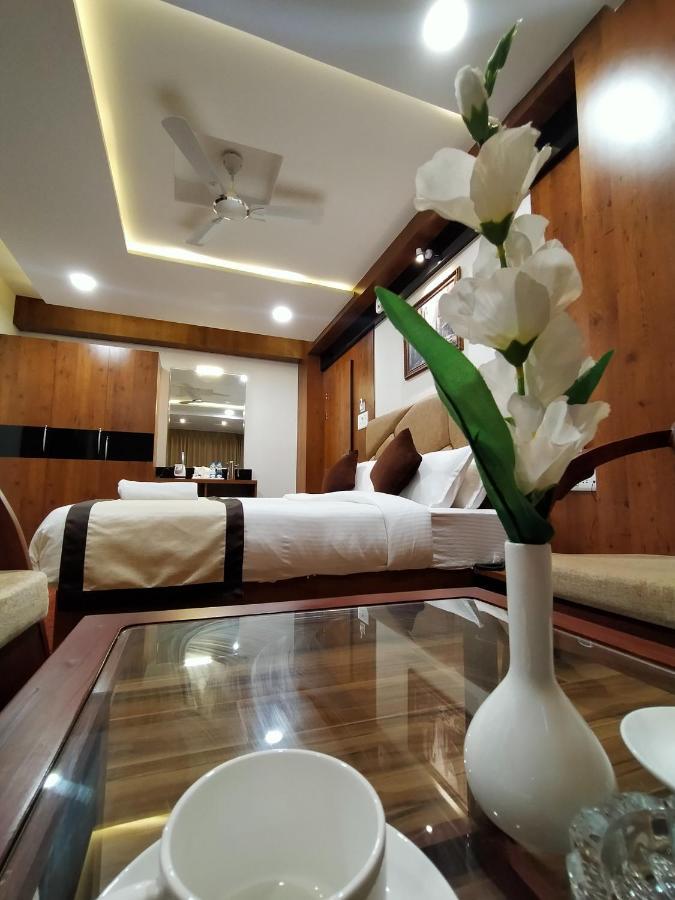 Hotel Royal City Siliguri Luaran gambar