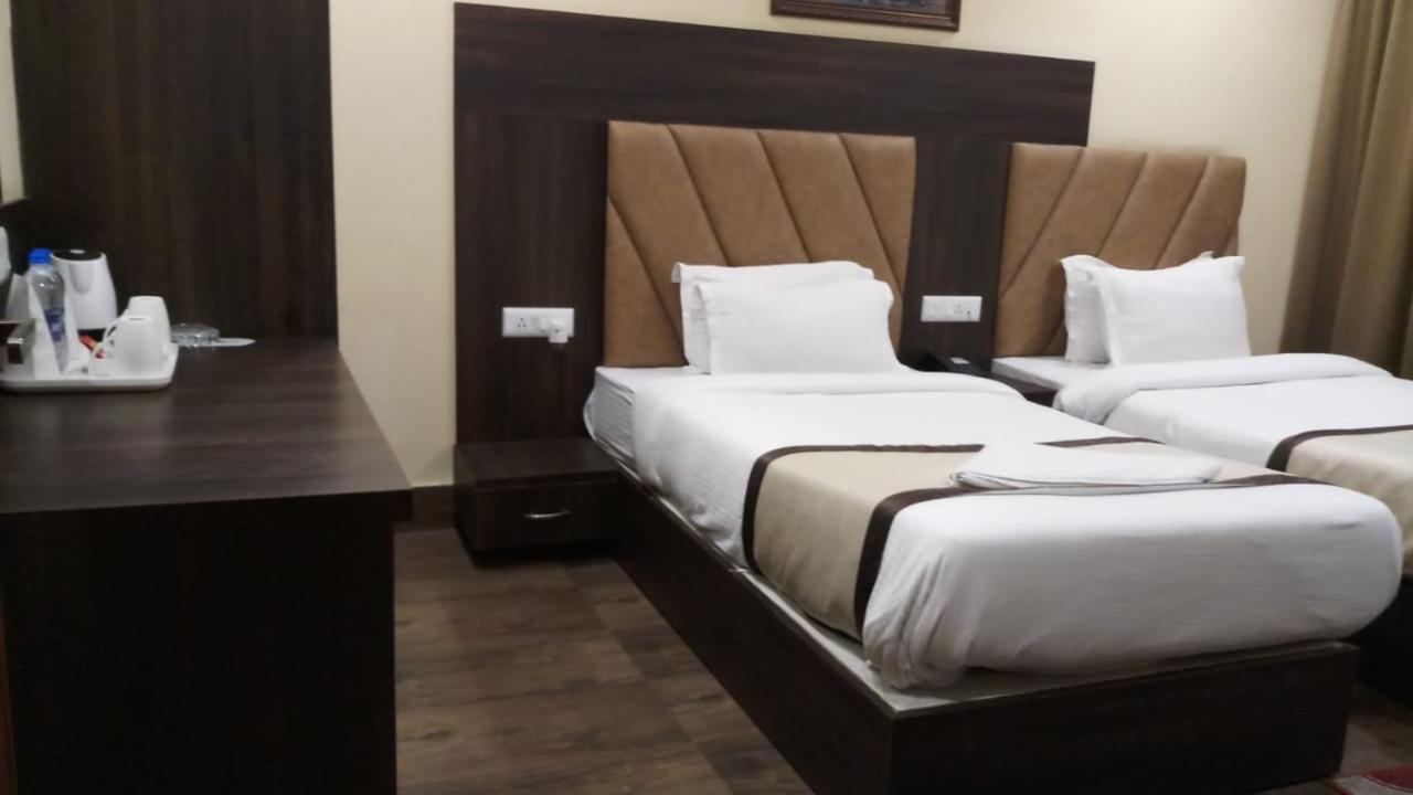 Hotel Royal City Siliguri Luaran gambar