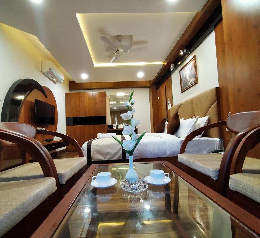 Hotel Royal City Siliguri Luaran gambar